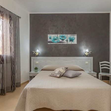 Terra Del Sole Bed & Breakfast Макари Екстериор снимка