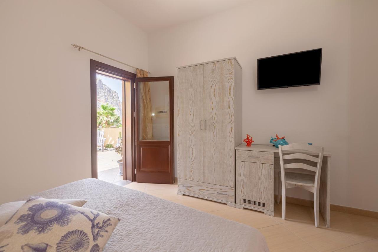 Terra Del Sole Bed & Breakfast Макари Екстериор снимка